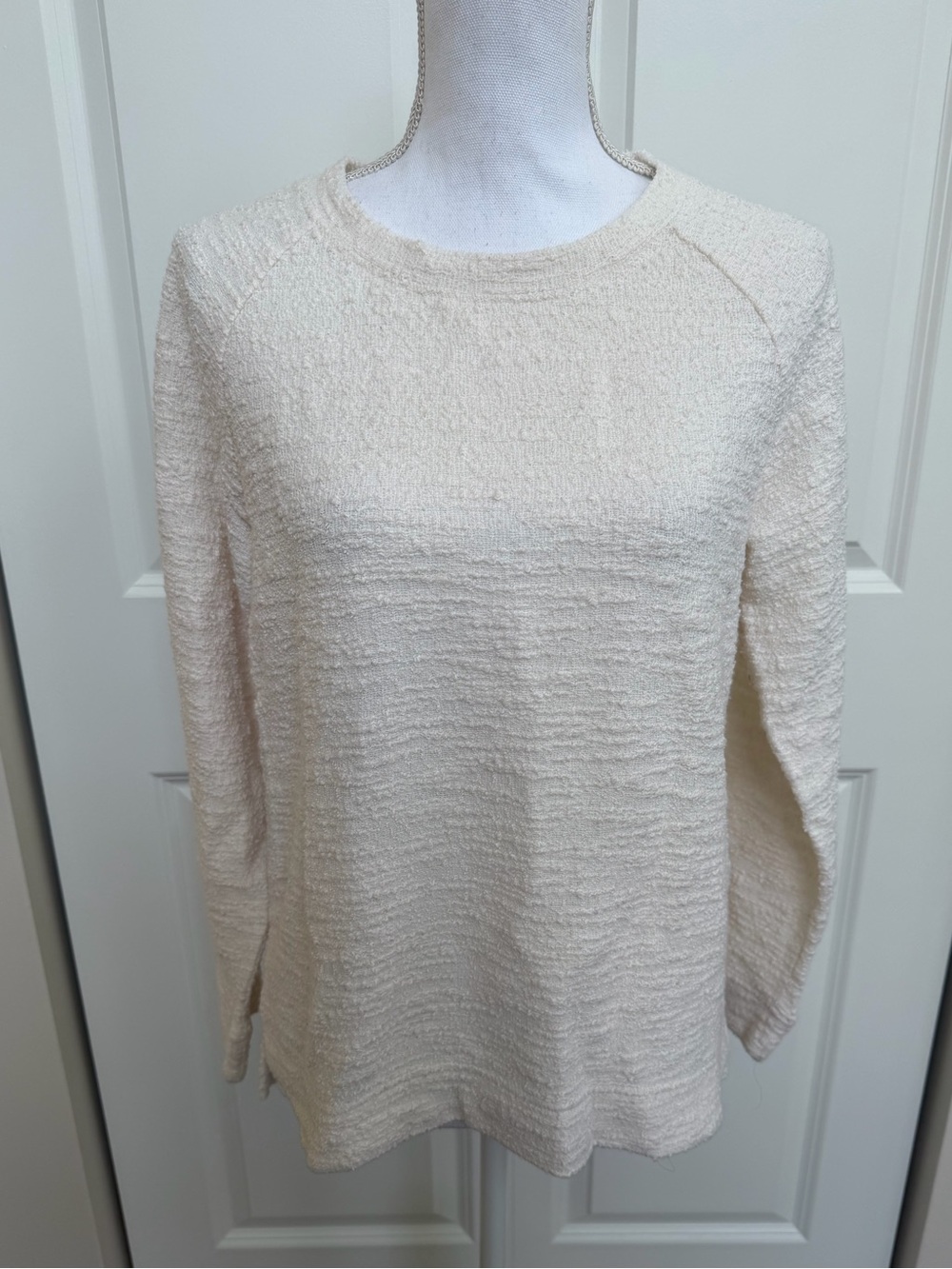 Lou & Grey - Cream Textured Crewneck Sweatshirt (medium)